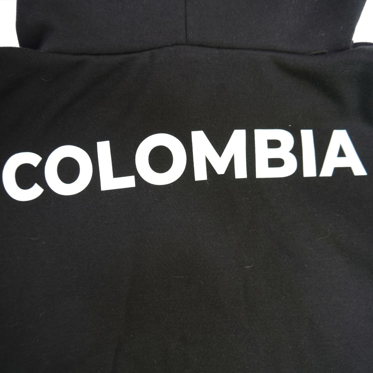 buzo_colombia_negro_atras_dtfv